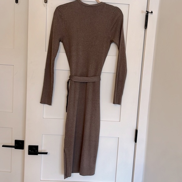 Pink Rose dress - Picture 2 of 7